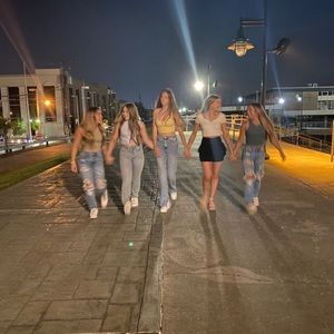 Meet your Posher, Kloe